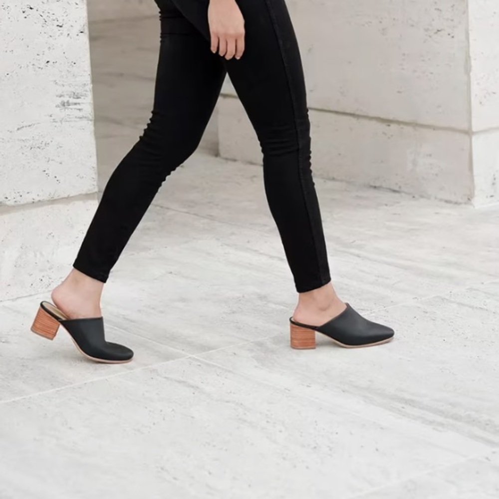 New Nisolo Black All Day Mule leather - Picture 7 of 8